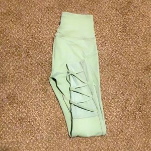 High-waisted light green very cute. Size: M